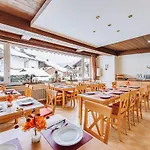 Weidegg - Garni Hotel 3*