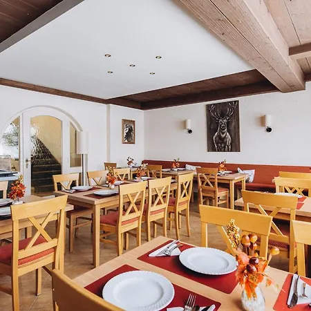 Garni Trifthof Hotel 3*