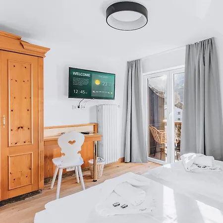 Weidegg - Garni Hotel Garmisch-Partenkirchen