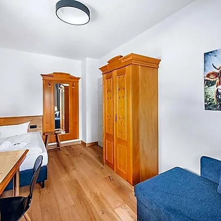 Weidegg - Garni Otel 3*