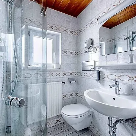 Otel Weidegg - Garni